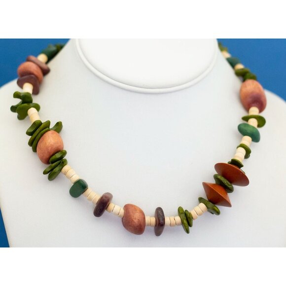 17 inch, Vintage Bohemian Tropical Nature Hippie Beaded Necklace D3 - Picture 2 of 3